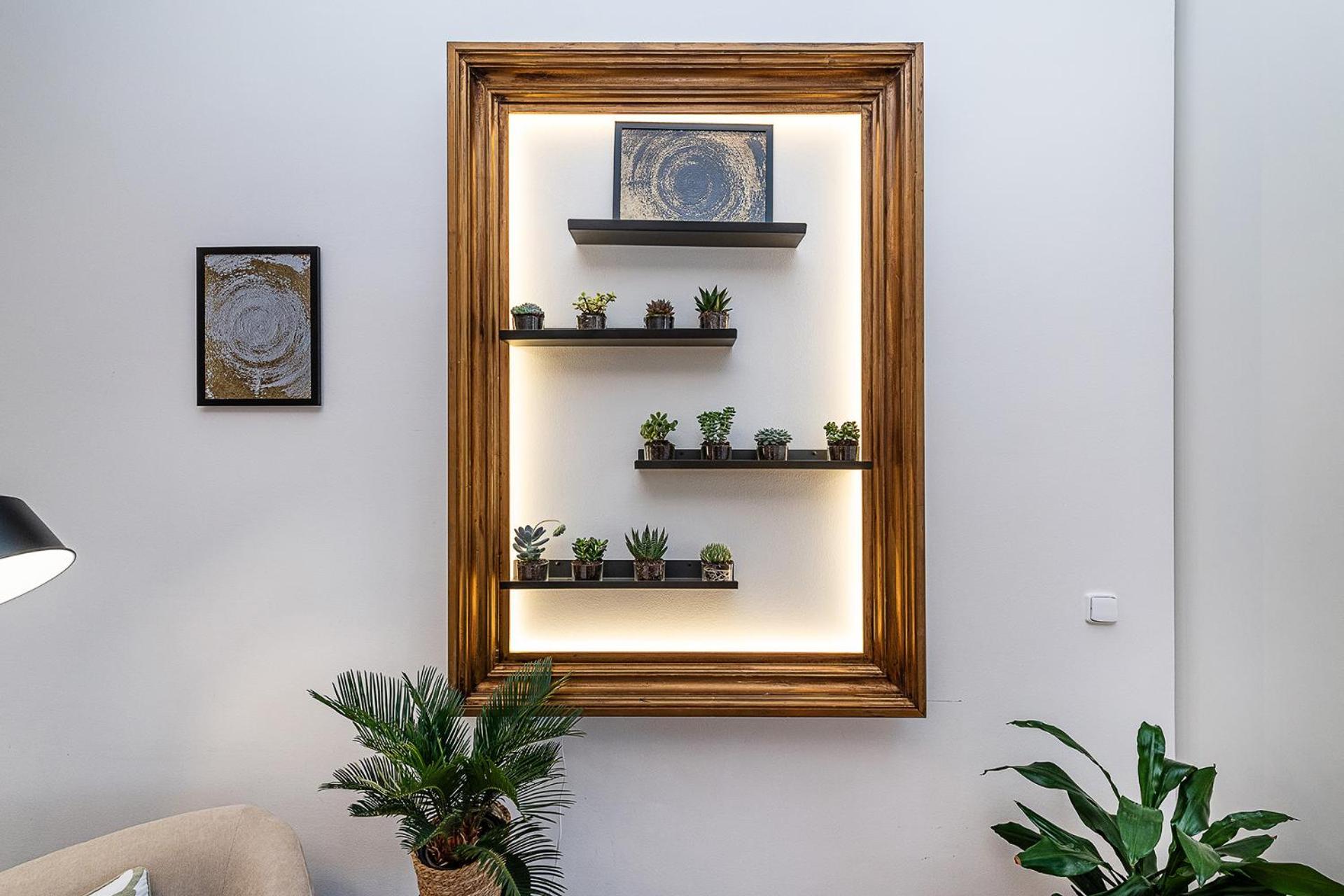 Lejlighed Spacious Two-bedroom In Old Town *