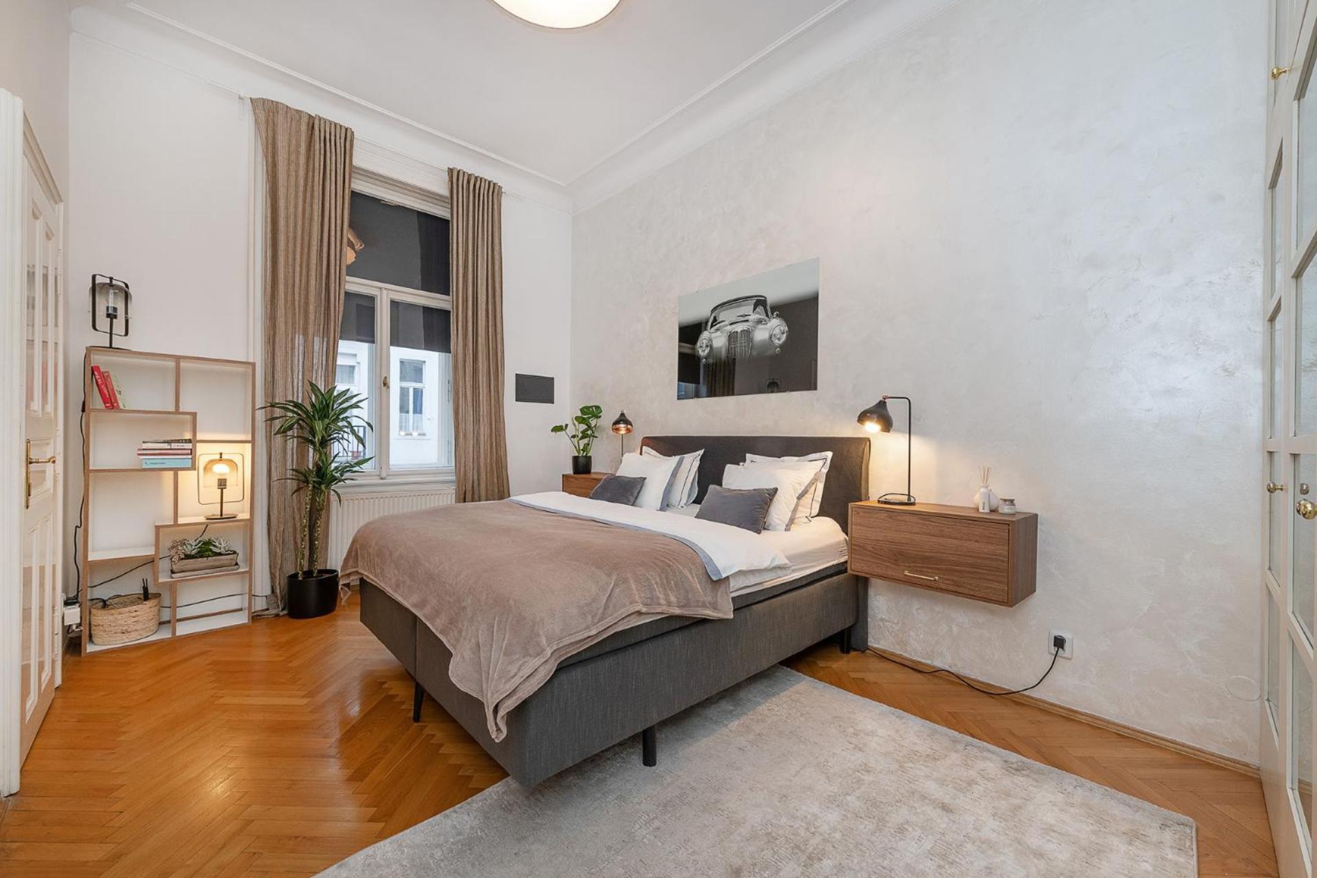 Apartmán Spacious Two-bedroom In Old Town
